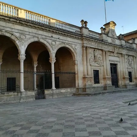 Luminoso Y Acogedor Atico En Plaza La Yerba, Jerez