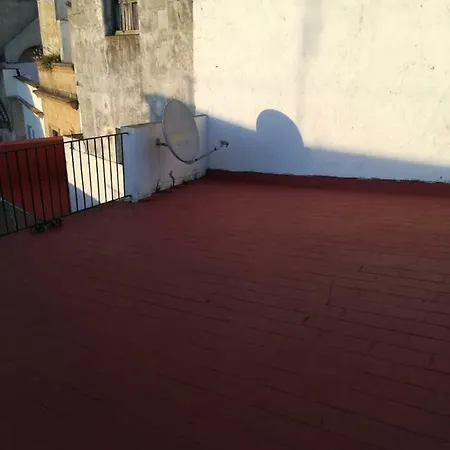 Luminoso Y Acogedor Atico En Plaza La Yerba, Jerez